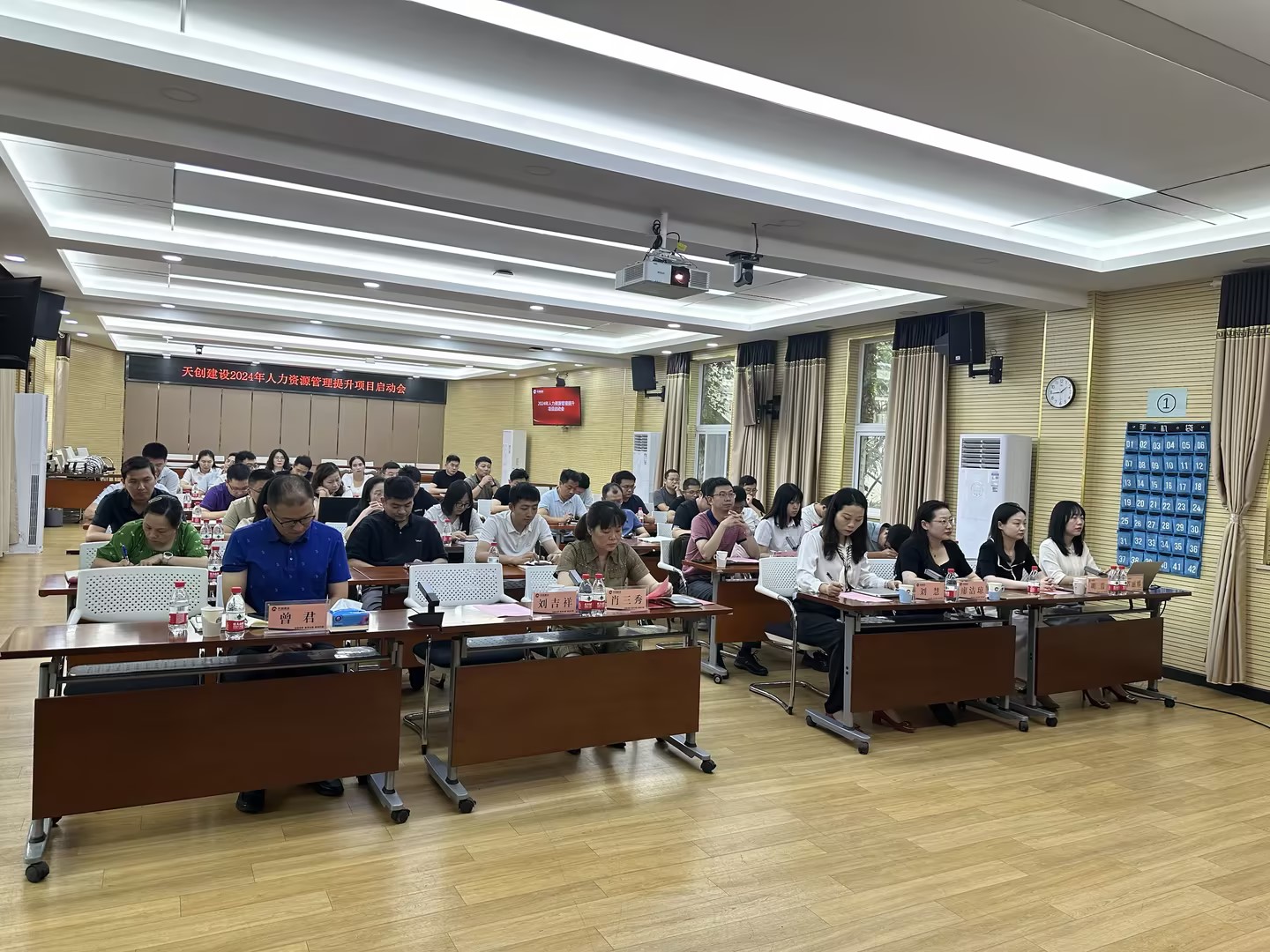 彩虹多多官网-追求健康,你我一起成长