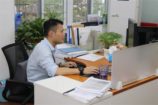 彩虹多多官网-追求健康,你我一起成长