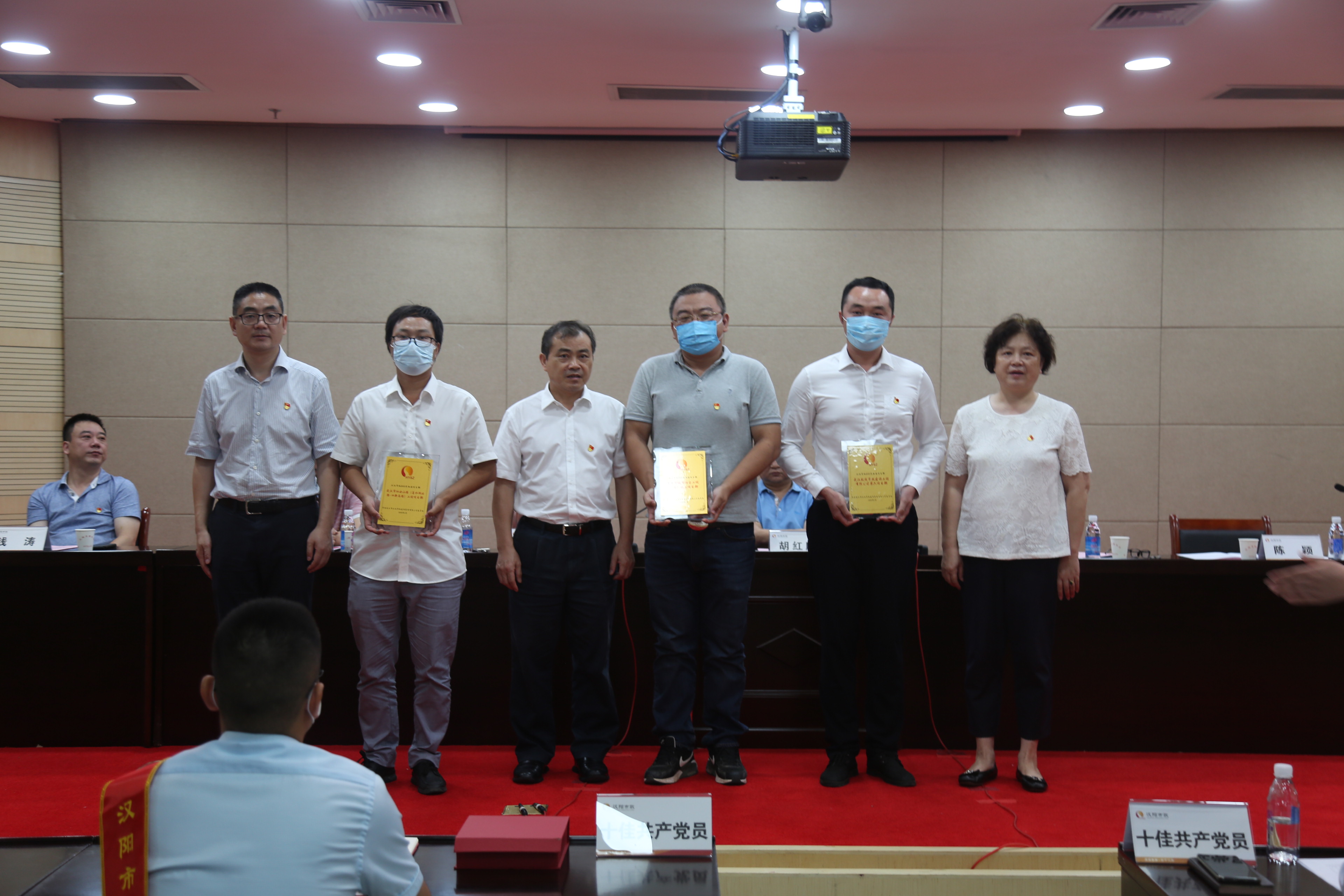 彩虹多多官网-追求健康,你我一起成长